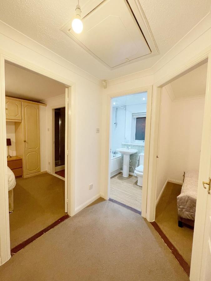 Cozy Nights Svp Detached House Villa Glasgow Eksteriør bilde