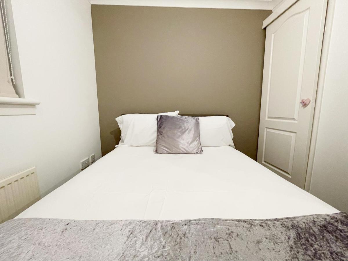 Cozy Nights Svp Detached House Villa Glasgow Eksteriør bilde