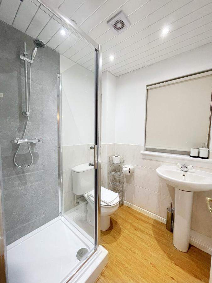 Cozy Nights Svp Detached House Villa Glasgow Eksteriør bilde