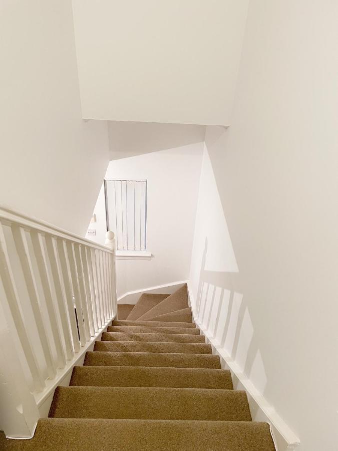 Cozy Nights Svp Detached House Villa Glasgow Eksteriør bilde