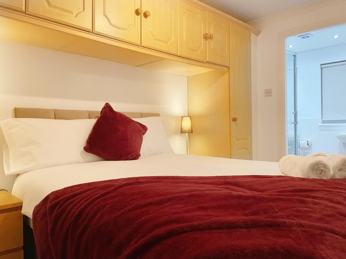 Cozy Nights Svp Detached House Villa Glasgow Eksteriør bilde