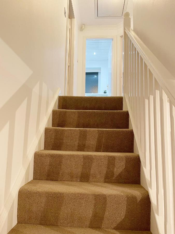 Cozy Nights Svp Detached House Villa Glasgow Eksteriør bilde